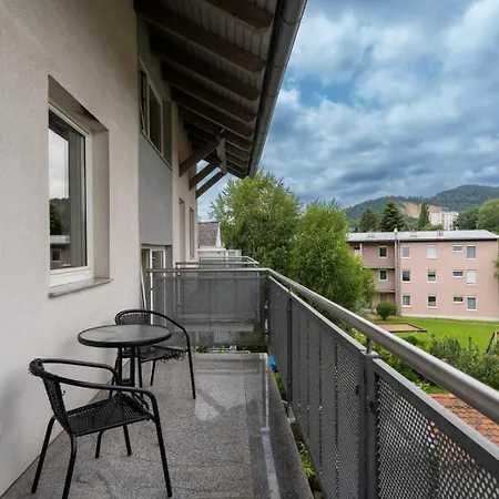 Farawayhomes #10 * Graz