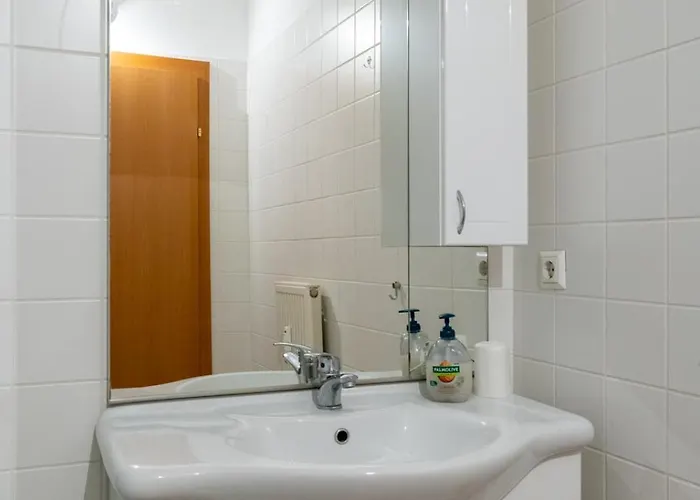 Farawayhomes #10 Graz