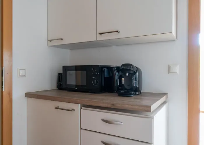 Farawayhomes #10 Γκρατς